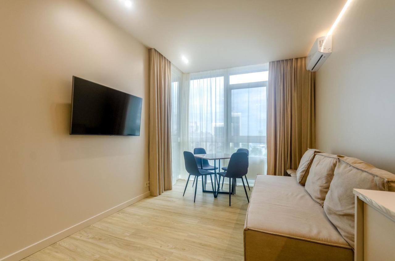 Petrovdom 85-141-122-38 Apartments In The Rc "French Quarter" Kiev Ngoại thất bức ảnh