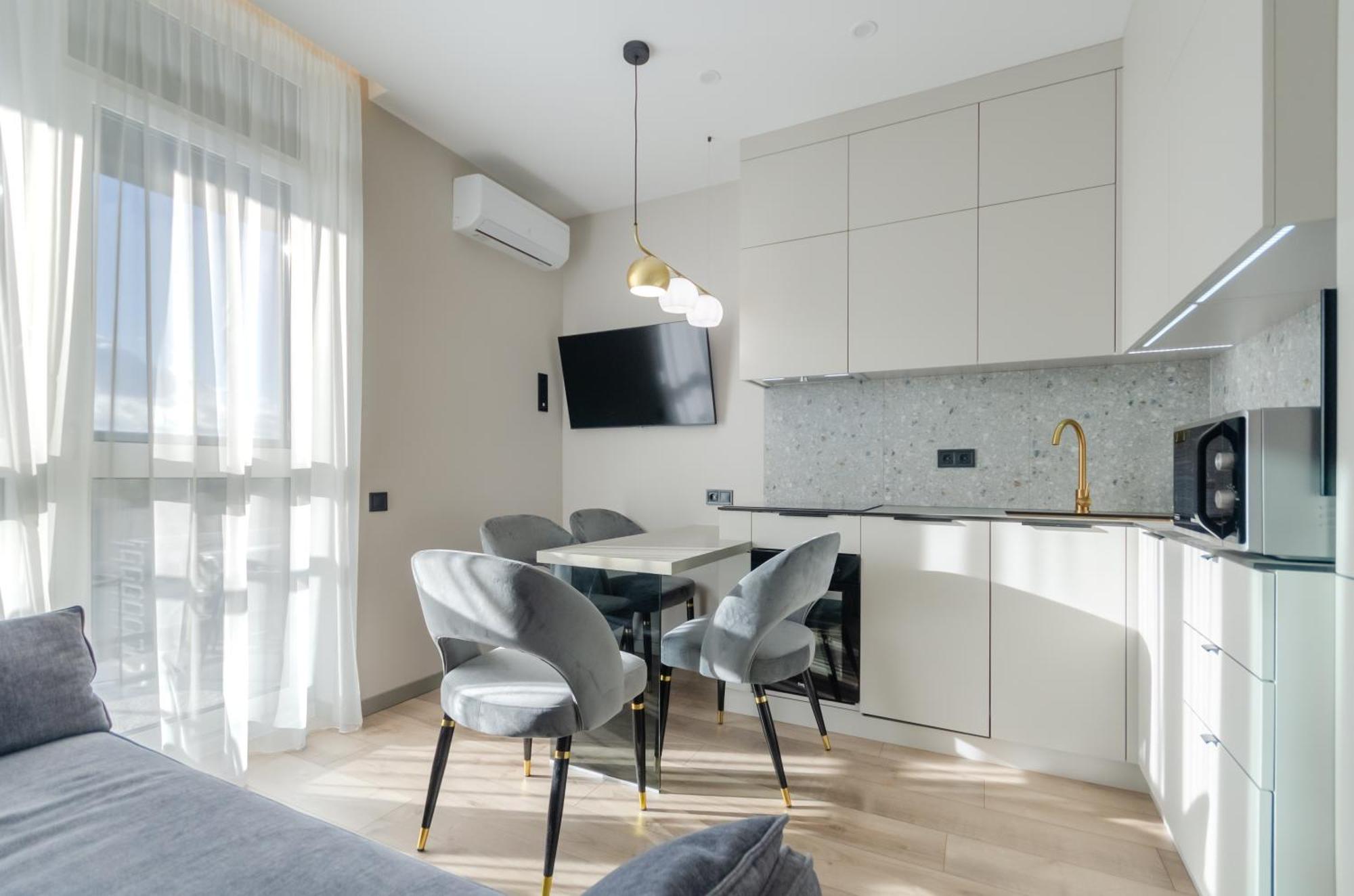 Petrovdom 85-141-122-38 Apartments In The Rc "French Quarter" Kiev Ngoại thất bức ảnh